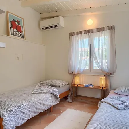 Casa Lampadina *