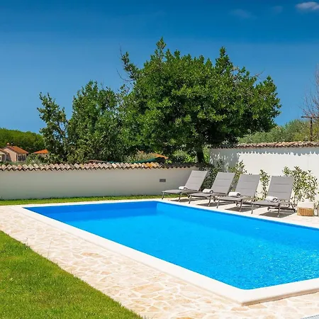 Casa Lampadina *