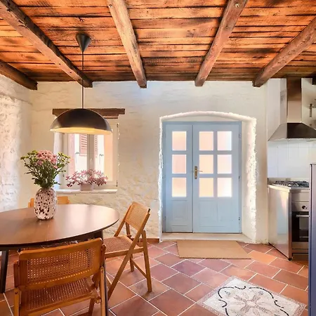 Feriehus Casa Lampadina *